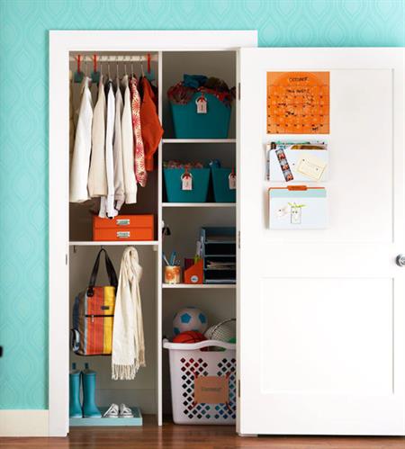 Vertical Closet Storage saves space