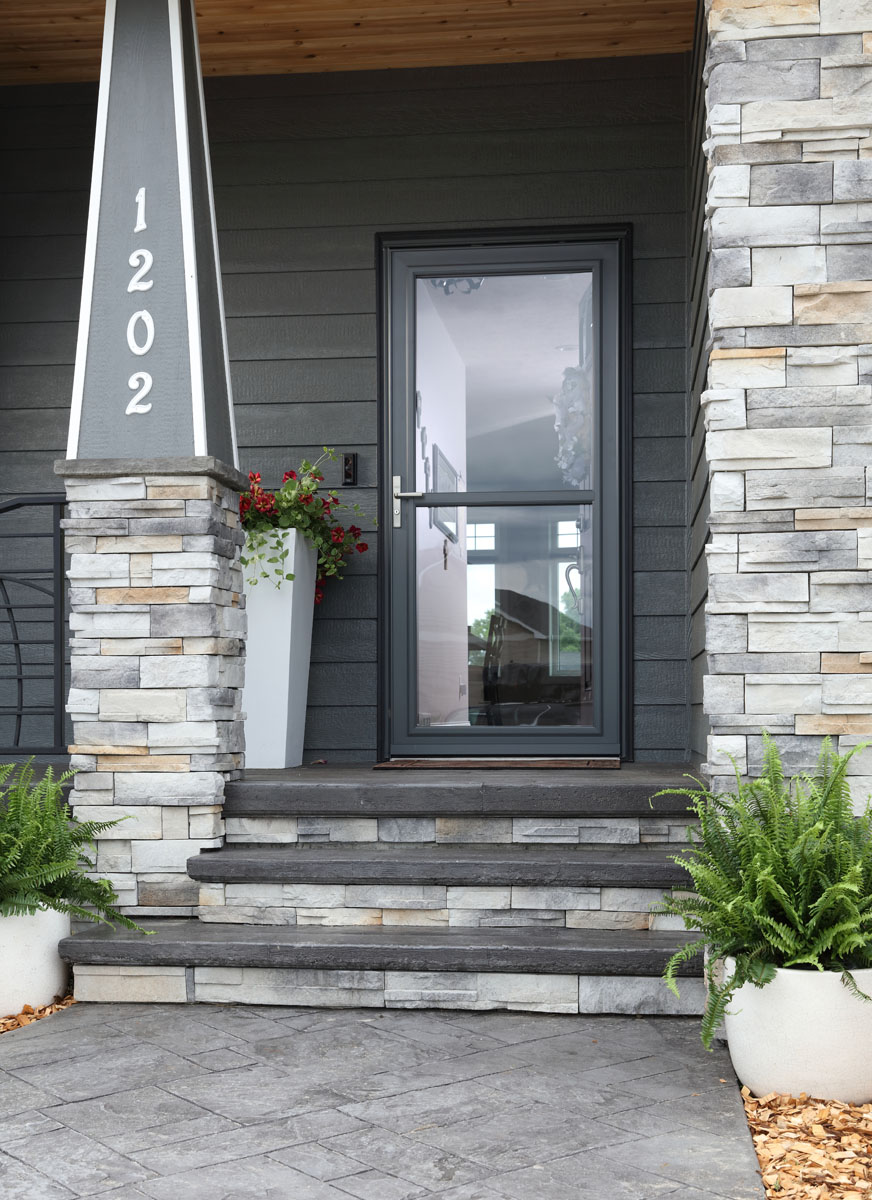 graphite larson_graphite_stormdoor